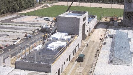 Lejtést adó betonréteg helyett könnyű és jól hőszigetelő lejtésképző elem Lejtést adó betonréteg helyett könnyű és jól hőszigetelő lejtésképző elem