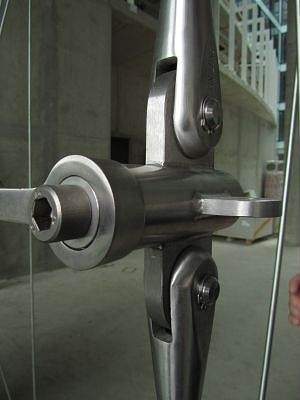 Elemes homlokzat és más különleges megoldások az új K&H-épületen Elemes homlokzat és más különleges megoldások az új K&H-épületen