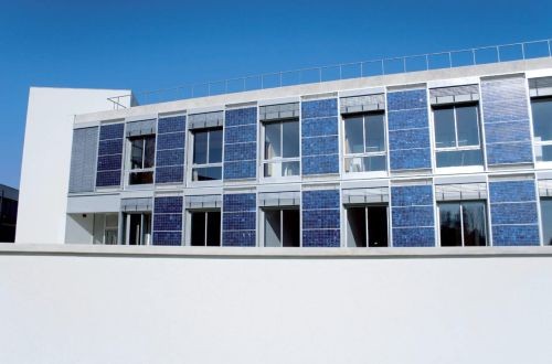 Alapozás nélkül is jól tapadó ragasztó- és szigetelőanyagok Alapozás nélkül is jól tapadó ragasztó- és szigetelőanyagok