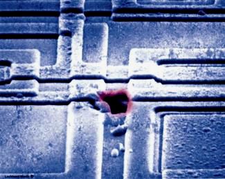 Hogyan védekezhetünk az elektrosztatikus kisülések ellen?