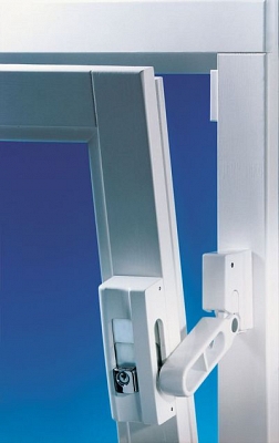 A nyitott ablak is lehet biztonságos