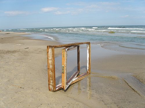 Jól vizsgázott minőségből a tengerben sodródó tetőtéri ablak Jól vizsgázott minőségből a tengerben sodródó tetőtéri ablak