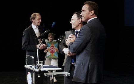 Arnold Schwarzenegger adta át Koppenhágában a világ legfenntarthatóbb projektjeinek járó elismeréseket