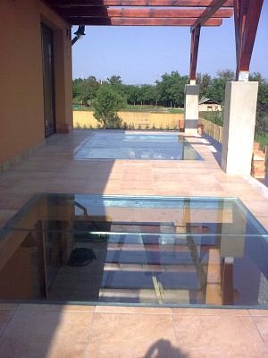 A födém is készülhet üvegből