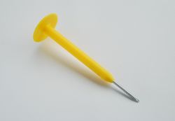 Mikor és hogyan kell dübellel rögzíteni a műanyag lapostető-szigetelést?