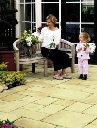 Exkluzív kertek rusztikus térkövei