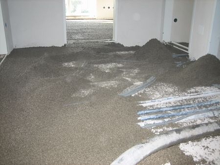 Aljzatokban futó vezetékek hő- és hangszigetelése Aljzatokban futó vezetékek hő- és hangszigetelése