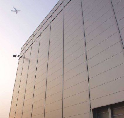 Tűzgátló tető- és homlokzatburkoló szendvicspanelek