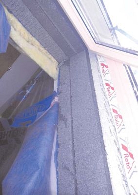 Mikor lehet egy és mikor több rétegben elhelyezni a hőszigetelést? Mikor lehet egy és mikor több rétegben elhelyezni a hőszigetelést?