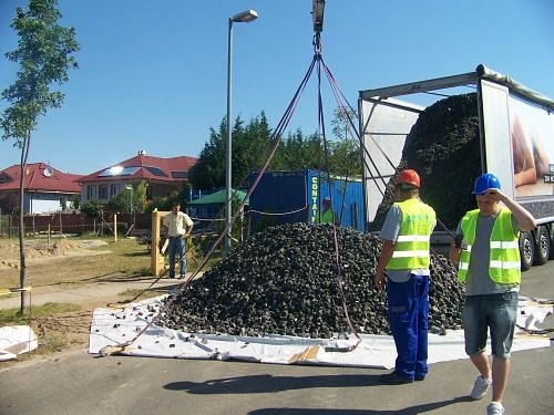Üveghab és habüveg – csak néhány szál betonacélra korlátozódnak a hőhidak Üveghab és habüveg – csak néhány szál betonacélra korlátozódnak a hőhidak