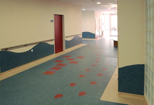 Padlóburkolat-választási szempontok a kórháztervezésben