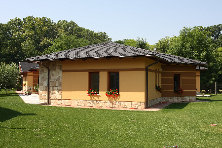 Vakolt és hőszigetelt falak helyreállítása árvíz után