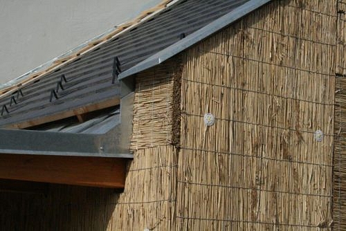 Energiatudatos ház természetes anyagokból