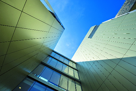 Jellegtelen dobozok helyett különleges építmények