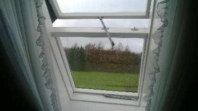 Tíz év után lecserélte modelljeit a Velux