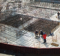 Míg áll az épület, porszáraz a belső tere Míg áll az épület, porszáraz a belső tere