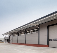 Könnyűszerkezetből jeles Könnyűszerkezetből jeles