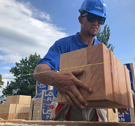 Falazás ragasztásos technológiával: gyors építés, energiatakarékos szerkezet Falazás ragasztásos technológiával: gyors építés, energiatakarékos szerkezet