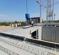 Váltsa ki a monolitot előregyártott vasbeton födémelemekre áttervezés nélkül! Váltsa ki a monolitot előregyártott vasbeton födémelemekre áttervezés nélkül!