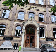 Műemlék iskola bővítése szárazépítéssel Műemlék iskola bővítése szárazépítéssel