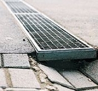 Járdaráccsal borítható vízelvezető rendszerek Járdaráccsal borítható vízelvezető rendszerek