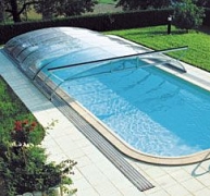 Úszómedencék vízszigetelése és burkolása Úszómedencék vízszigetelése és burkolása