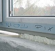 Téli-nyári purhab ragasztásra, rögzítésre Téli-nyári purhab ragasztásra, rögzítésre