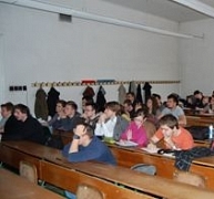 Csarnokgyártási és szerelési bemutatók diákoknak Csarnokgyártási és szerelési bemutatók diákoknak