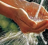 Az esővíz hasznosításával jelentősen csökkenthető a vízszámla Az esővíz hasznosításával jelentősen csökkenthető a vízszámla