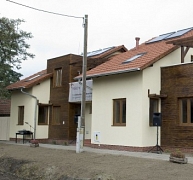 Környezettudatos bérlakásokat adott át a Holcim alapítványa Környezettudatos bérlakásokat adott át a Holcim alapítványa